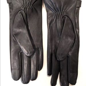 Authentic Micharl Kors Gloves